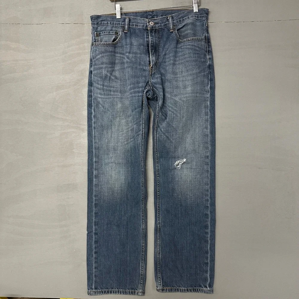 Levis levi 559
